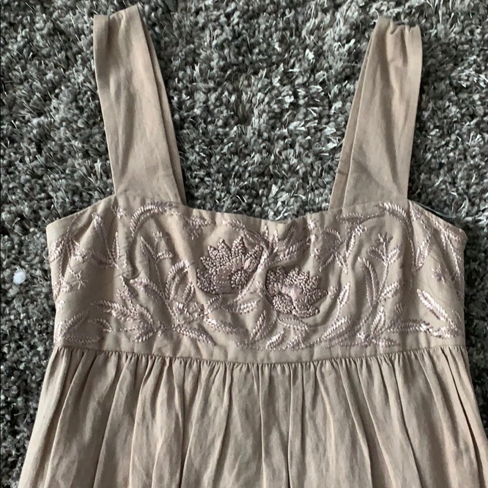 Dress - Picture 2 of 4